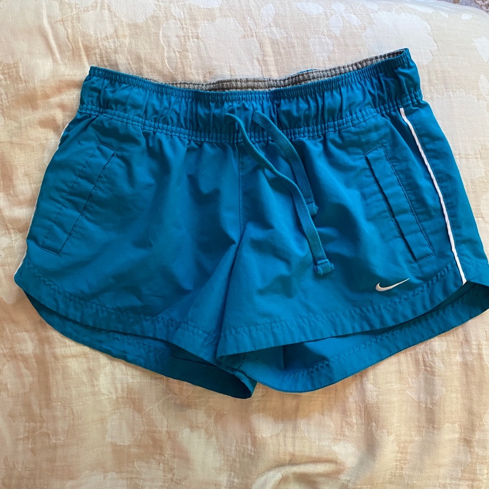 💥Nike shorts (bundle to save!)💥